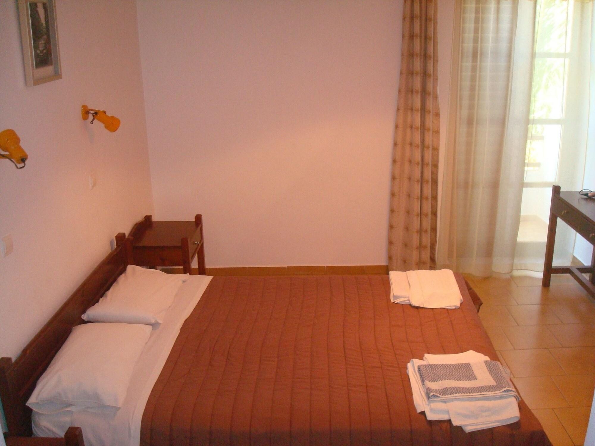 Hotel Aghas Paleochora Exterior foto