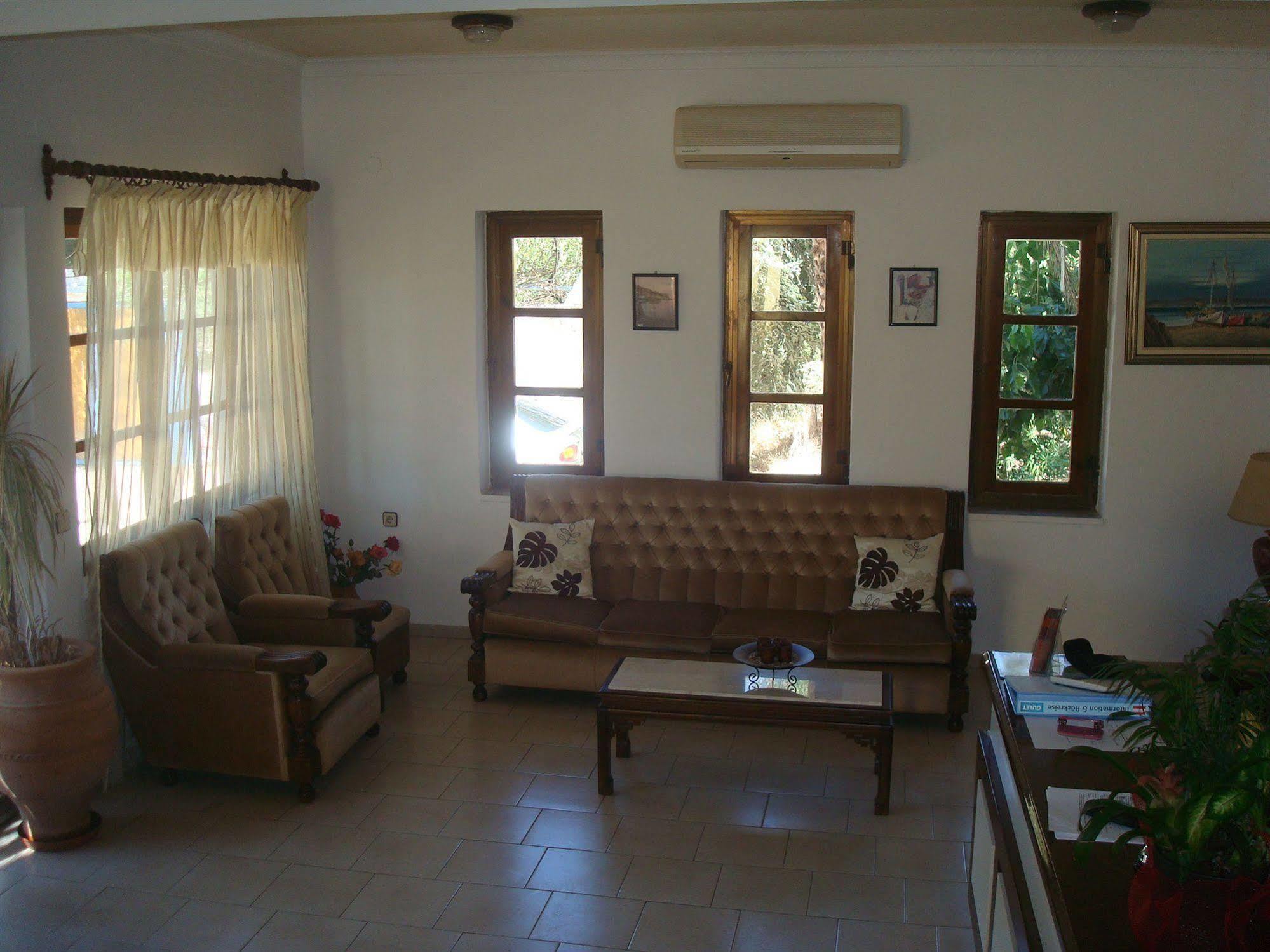 Hotel Aghas Paleochora Exterior foto